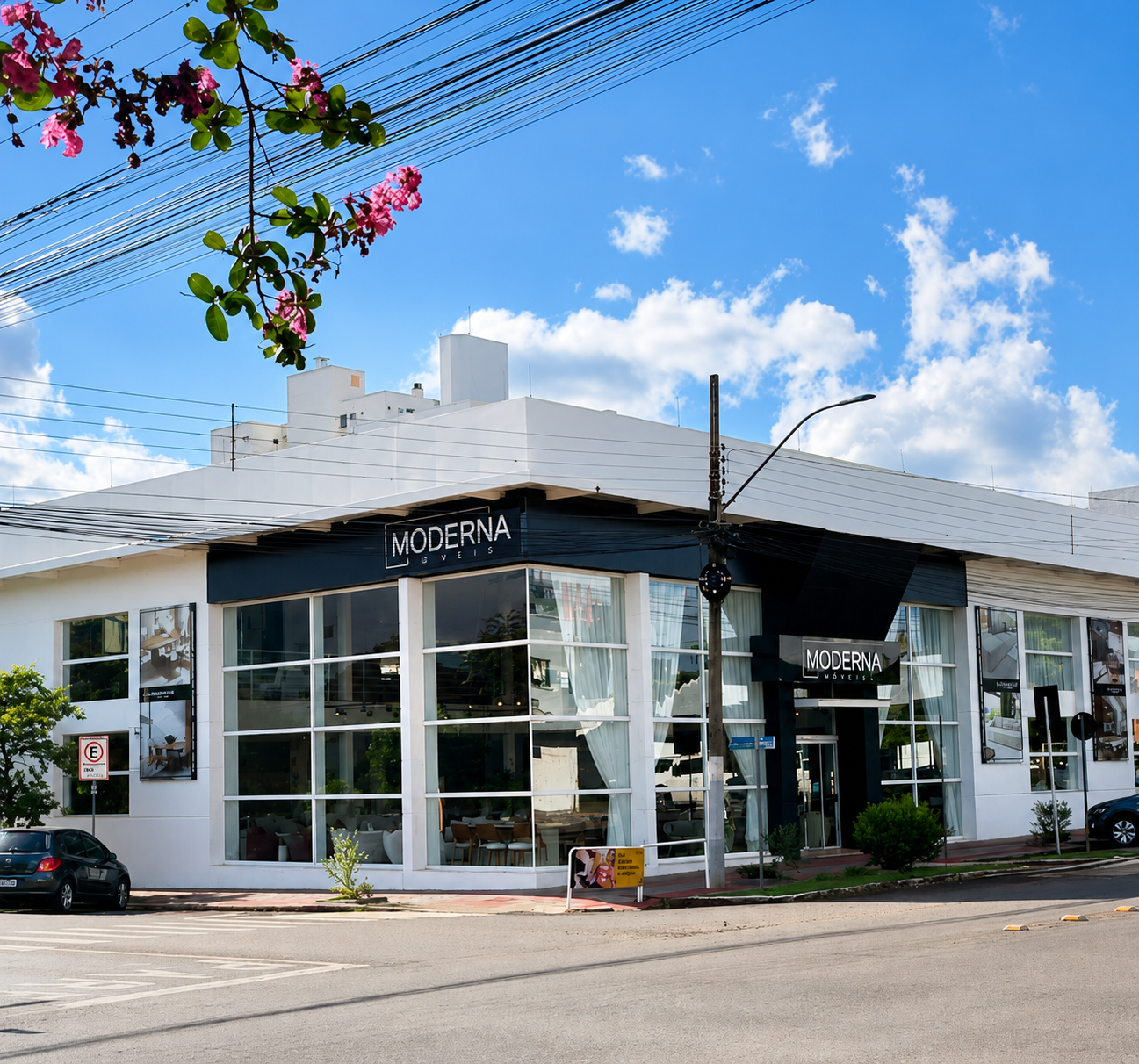 Fachada da loja Moderna Ambientes